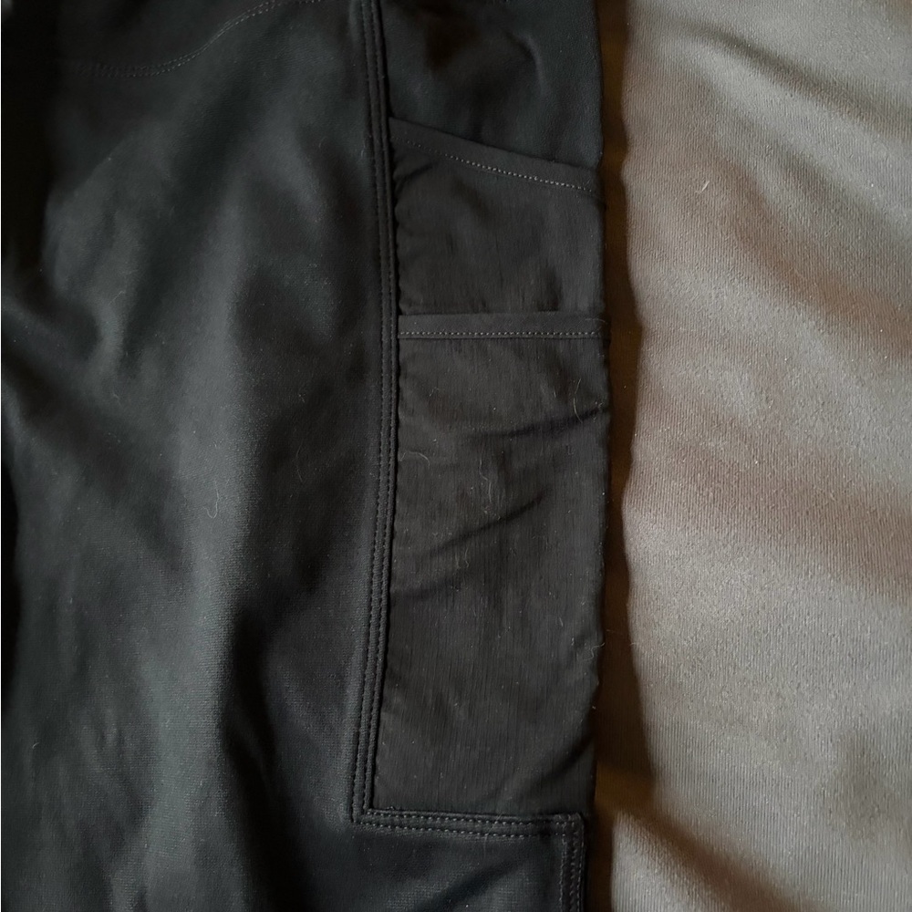 Carhartt Women’s Lightweight Utility Legging - Picture 4 of 8